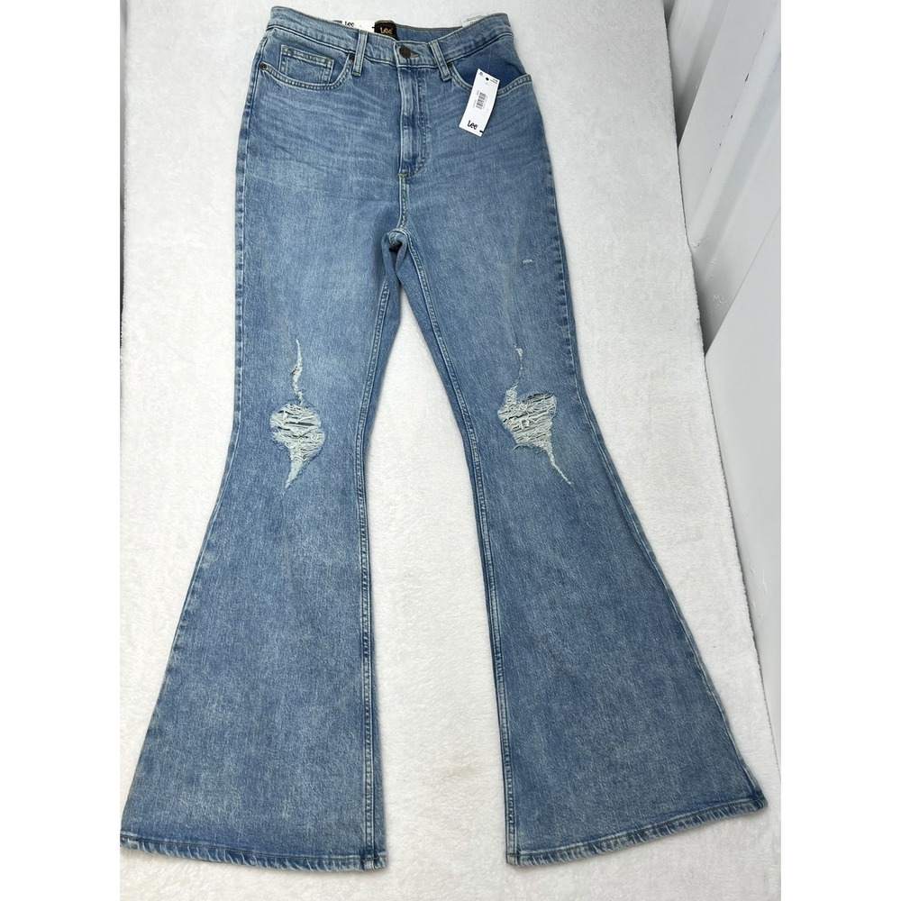 Lee Women High Rise Flare Jeans Size 30x33 Distressed Light Wash Denim Pants NWT